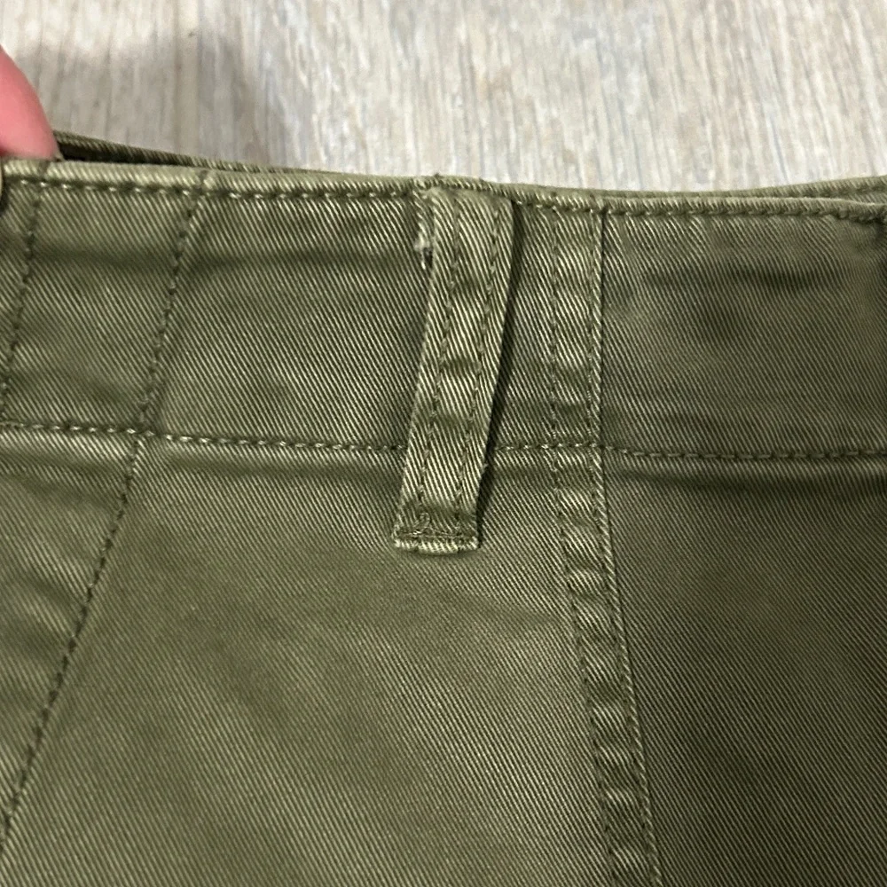 NWOT! Women's Madewell Slim Straight Olive Utility Pant - 25 - Picture 9 of 15